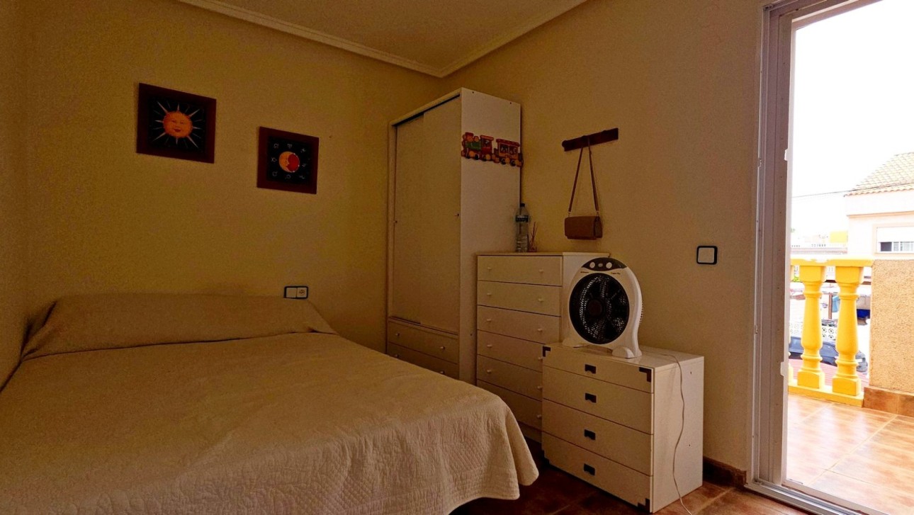 Odsprzedaż - Kamienica - Torrevieja - Calas - norte ciudad