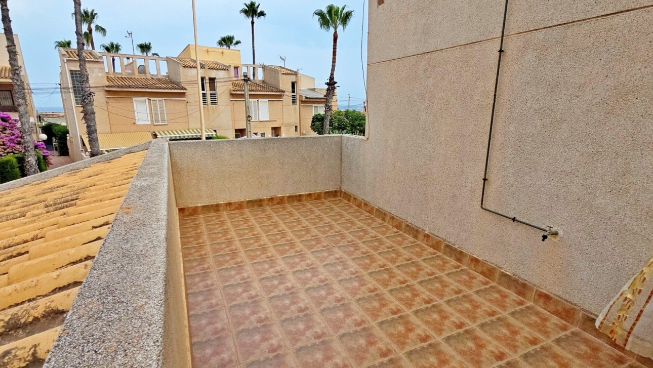 Odsprzedaż - Kamienica - Torrevieja - Calas - norte ciudad