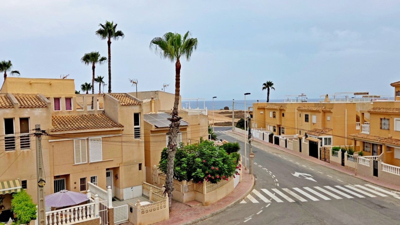 Odsprzedaż - Kamienica - Torrevieja - Calas - norte ciudad