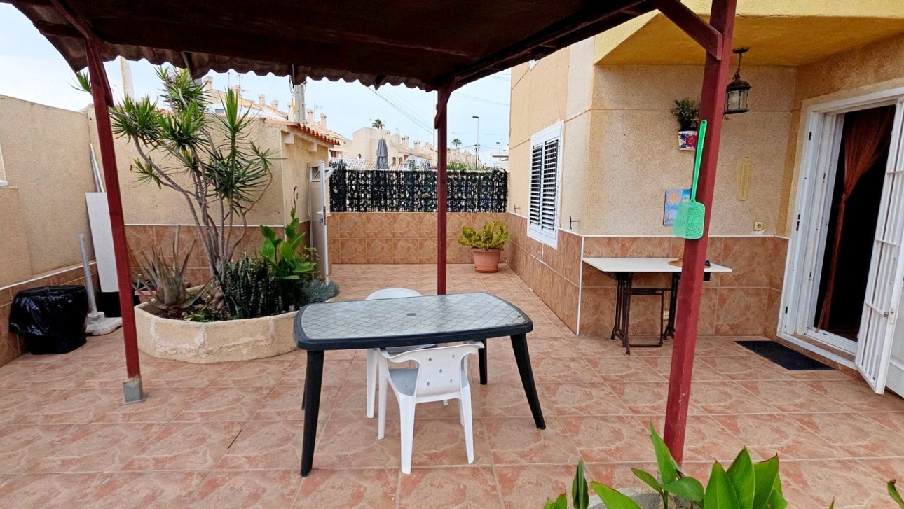 Odsprzedaż - Kamienica - Torrevieja - Calas - norte ciudad