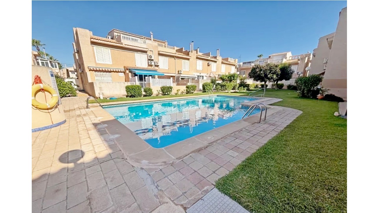 Odsprzedaż - Kamienica - Torrevieja - Calas - norte ciudad