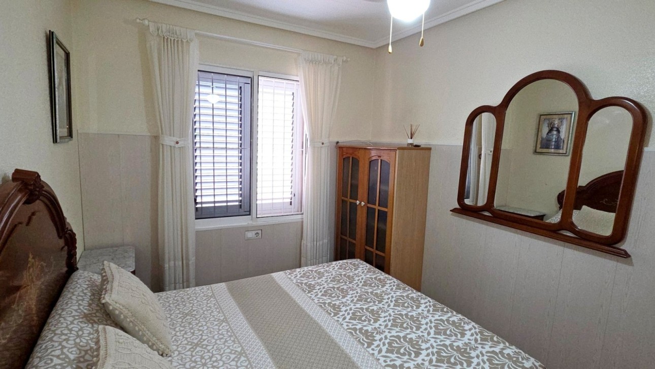 Odsprzedaż - Kamienica - Torrevieja - Calas - norte ciudad