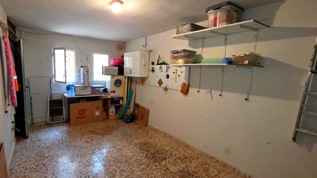 Odsprzedaż - Kamienica - Torrevieja - Calas - norte ciudad