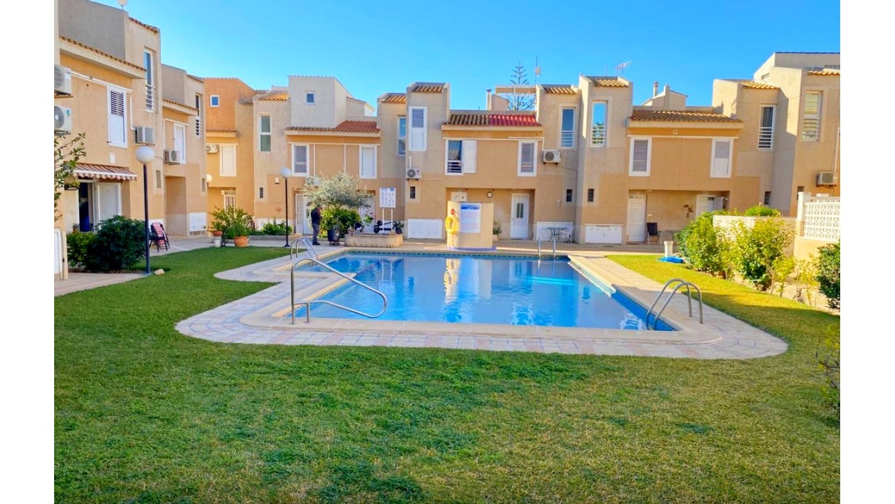 Resale - Townhouse - Torrevieja - Calas - norte ciudad