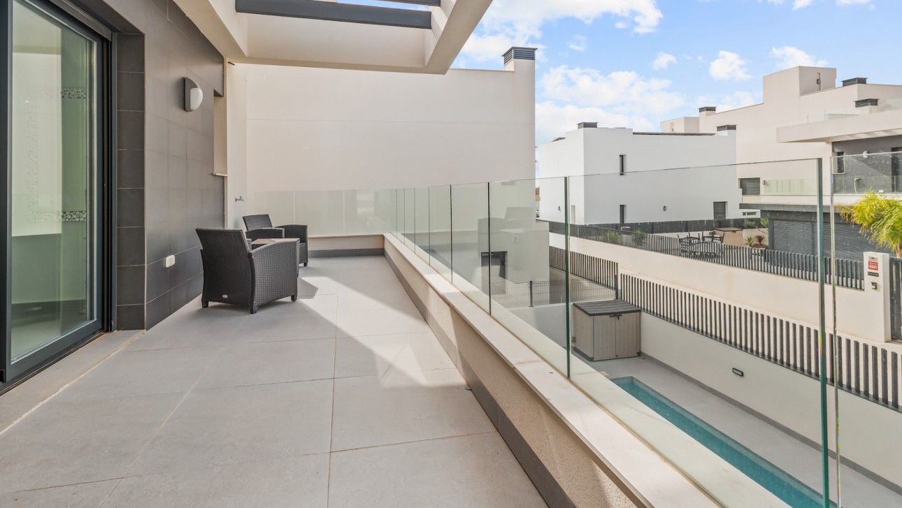 Resale - Villa - Algorfa - La Finca Golf