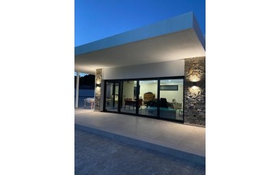 Новое здание - Villa - Pinoso - Casas Pastor
