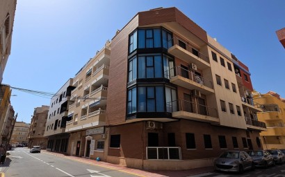 Resale - Apartment - La Mata