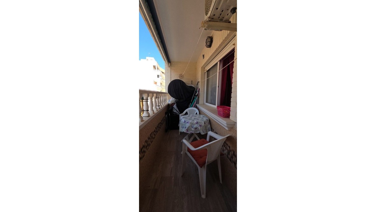 Resale - Apartment - La Mata
