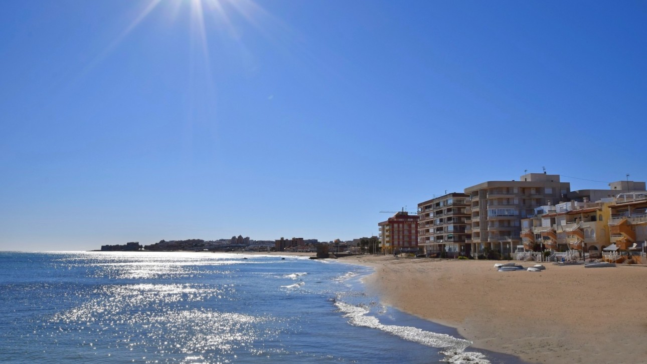 Resale - Apartment - La Mata
