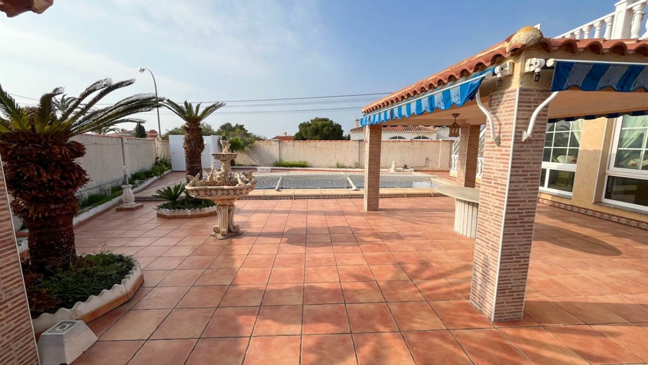 Herverkoop - Villa - Torrevieja - El Chaparral