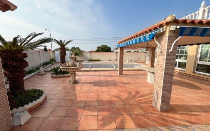 Herverkoop - Villa - Torrevieja - El Chaparral