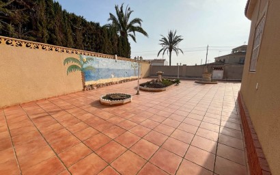 Herverkoop - Villa - Torrevieja - El Chaparral