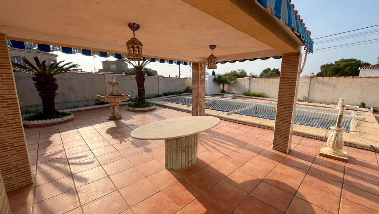 Herverkoop - Villa - Torrevieja - El Chaparral
