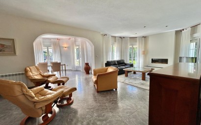Reventa - Villa - Villamartin