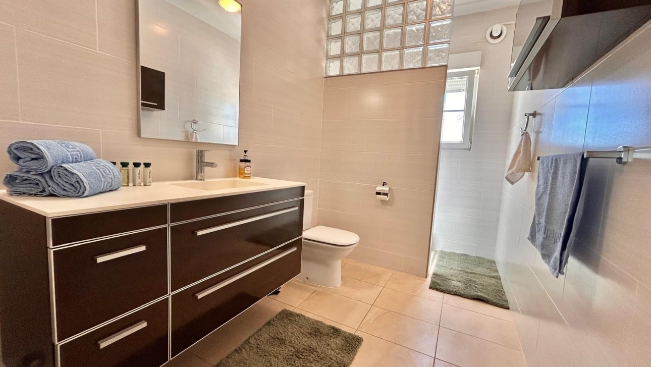 Reventa - Villa - Villamartin