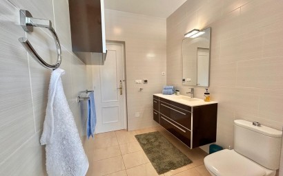 Reventa - Villa - Villamartin