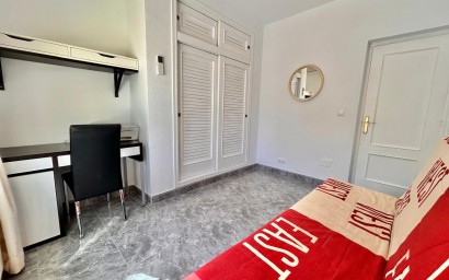 Reventa - Villa - Villamartin