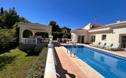 Reventa - Villa - Villamartin