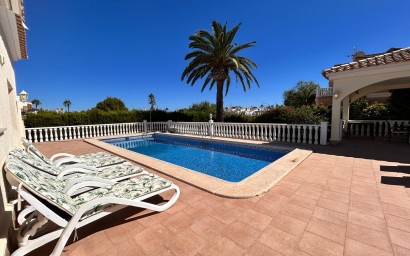 Reventa - Villa - Villamartin