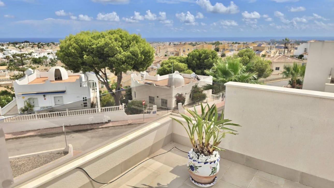 Resale - Apartment - San Miguel de Salinas - Blue Lagoon