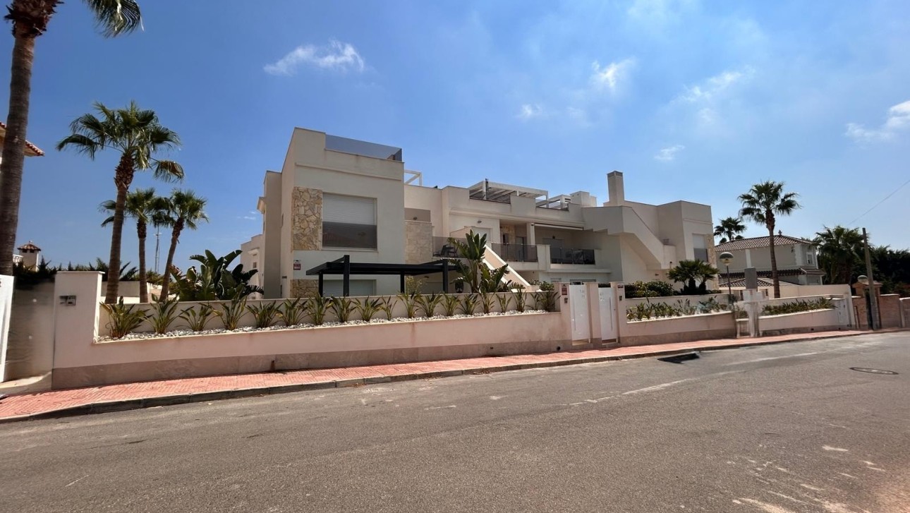 Resale - Apartment - San Miguel de Salinas - Blue Lagoon