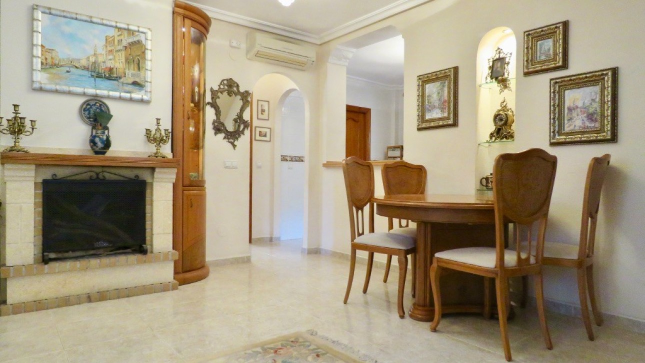 Перепродажа - Villa - Orihuela Costa - Las Filipinas