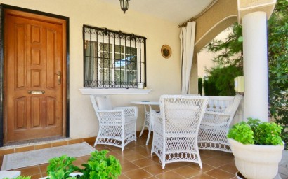 Перепродажа - Villa - Orihuela Costa - Las Filipinas