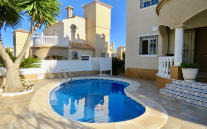 Перепродажа - Villa - Orihuela Costa - Las Filipinas