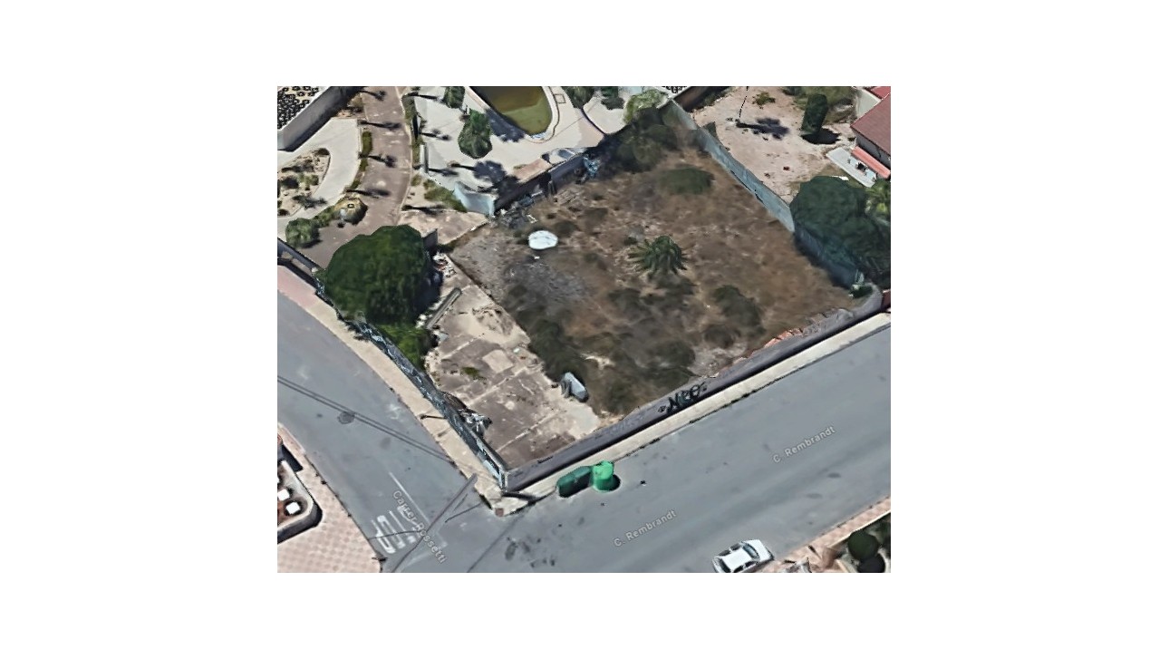 Resale - Plot / Land - Torrevieja - El Chaparral