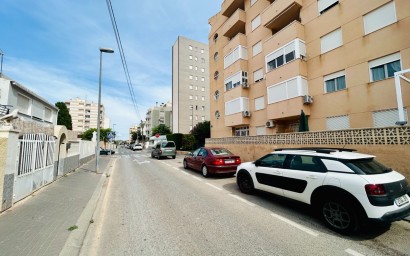 Resale - Apartment - Torrevieja - Nueva Torrevieja