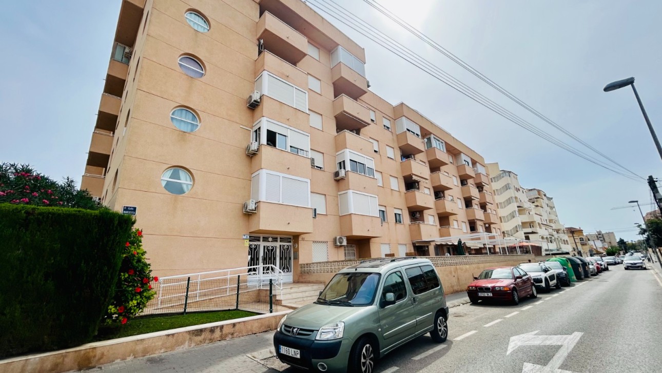 Resale - Apartment - Torrevieja - Nueva Torrevieja