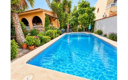 Перепродажа - Villa - Torrevieja - Calas - norte ciudad