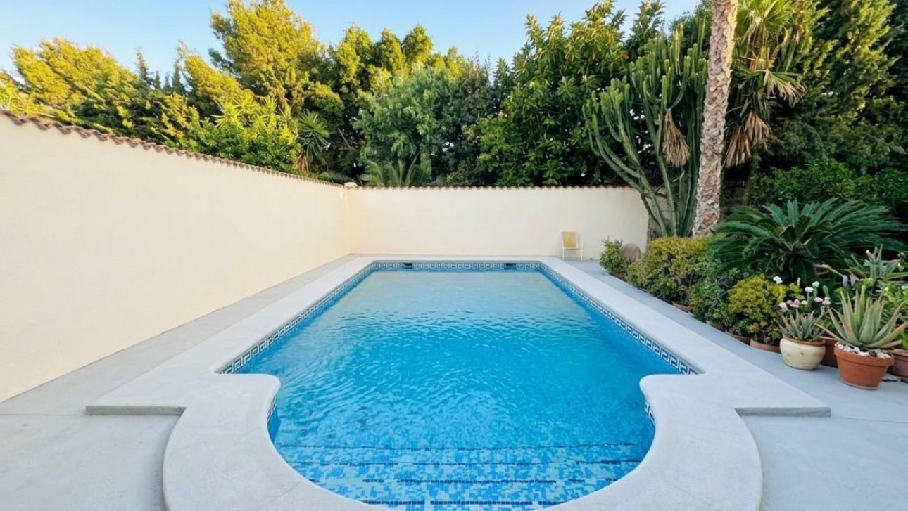 Перепродажа - Villa - Torrevieja - Calas - norte ciudad
