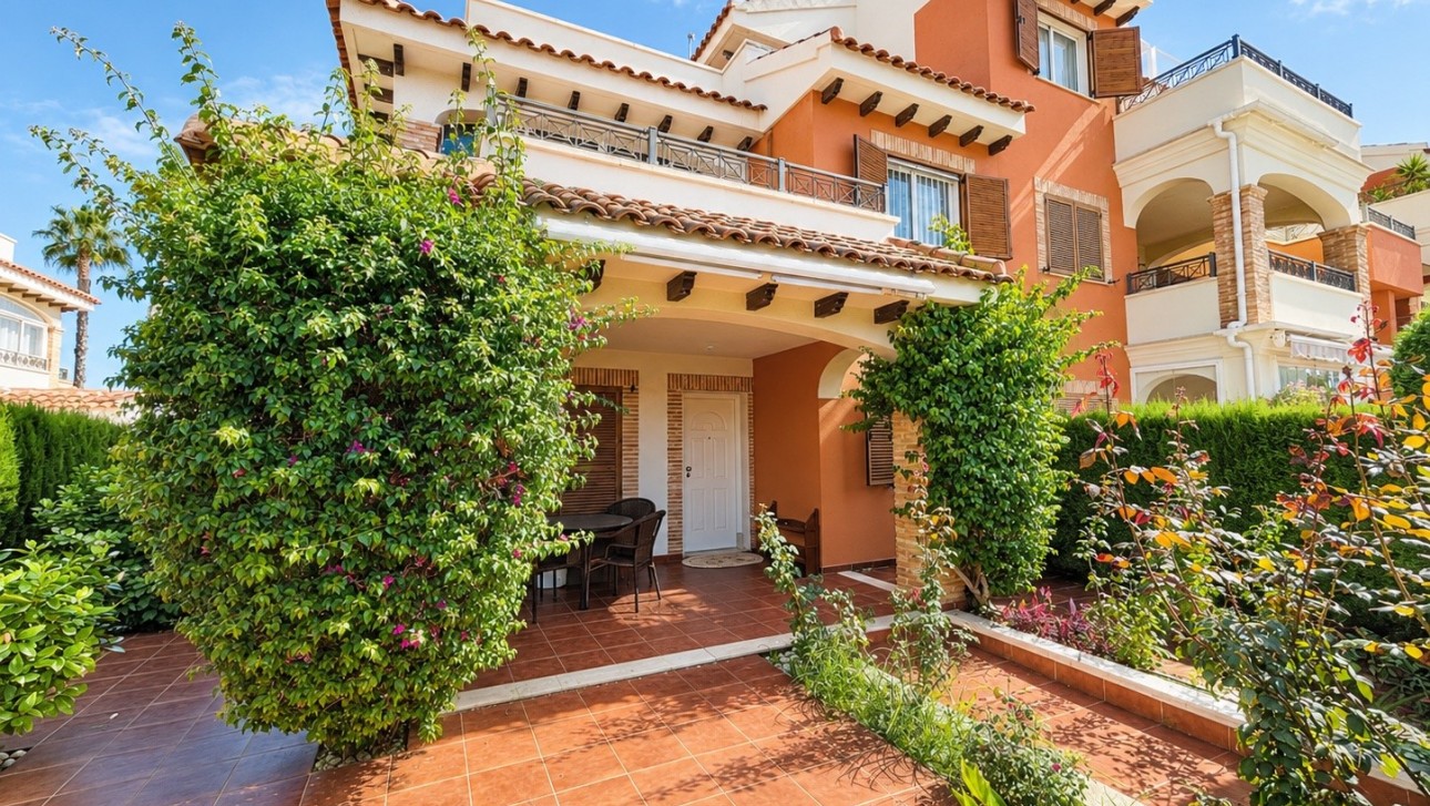 Resale - Townhouse - Orihuela Costa - La Zenia
