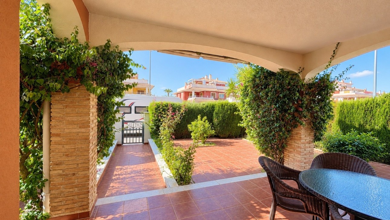 Resale - Townhouse - Orihuela Costa - La Zenia