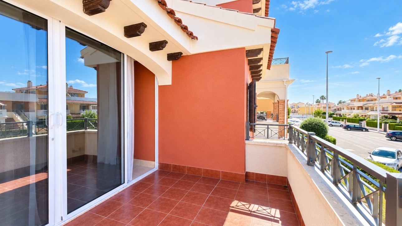 Resale - Townhouse - Orihuela Costa - La Zenia
