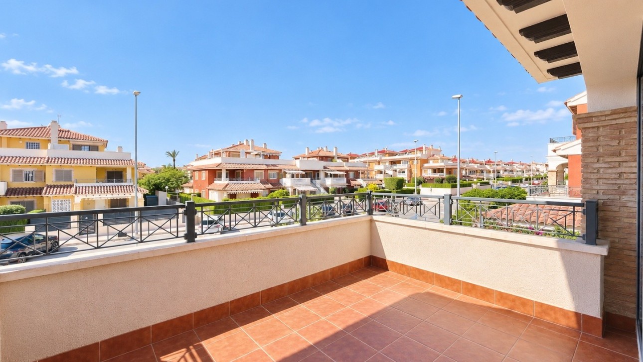 Resale - Townhouse - Orihuela Costa - La Zenia