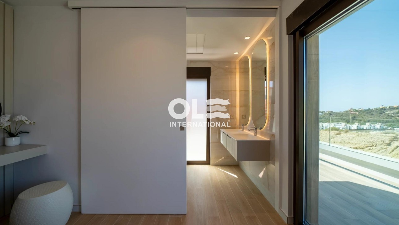 Новое здание - Villa - Finestrat - Golf Bahia