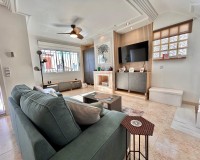 Resale - Villa - Orihuela Costa - Villamartin area