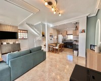 Resale - Villa - Orihuela Costa - Villamartin area